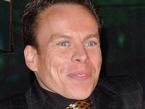 Supporting image for story: Warwick Davis to star at event for Ellie Simmonds