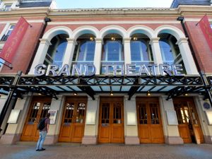 Supporting image for story: Male actors wanted to star in Calendar Girls at Wolverhampton Grand