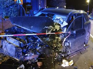 Supporting image for story: Driver arrested after Telford crash