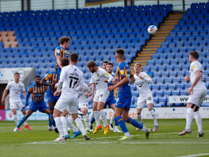 Supporting image for story: Shrewsbury Town 2 Oxford United 3 - Report