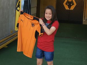 Supporting image for story: Elina Rea on a high after netting Wolves deal