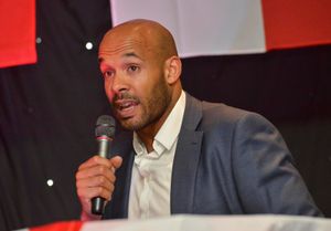 Former Wolves goalkeeper Matt Murray address the crowd. 