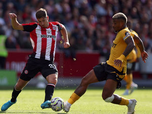 Supporting image for story: Mario Lemina vows to fight for Wolves fans
