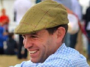 Supporting image for story: South Shropshire Hunt master fined £600 after failing to call dogs away from disturbed fox