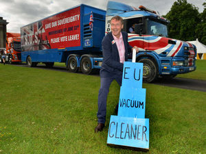 Supporting image for story: EU referendum: Brexit trucks convoy heads to London from Shropshire