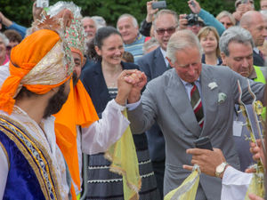 Supporting image for story: Eisteddfod brings back parade of nations in a week of music and colour