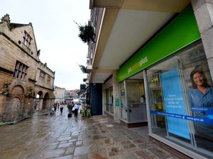 Supporting image for story: Unemployment rate rises to 3.9 per cent in January