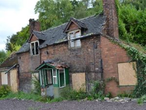 Supporting image for story: Plans to demolish derelict Telford cottage and replace with bungalows