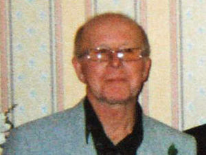 Supporting image for story: Man attacked by three dogs in the street