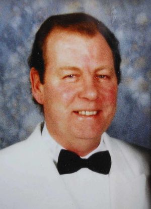 Loving husband – Charlie Derry