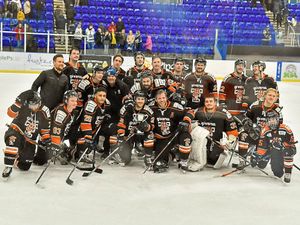 Supporting image for story: Ice hockey: Telford Tigers roar into finals weekend