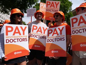 Supporting image for story: Senior doctors asked about prospect of industrial action amid row over pay