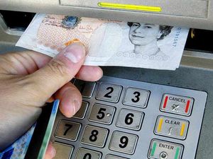 Supporting image for story: Telford distraction thieves steal 80-year-old man's bank card and £220