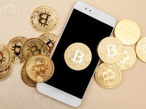 Supporting image for story: Fears mount over Crypto firm exodus as deadline approaches