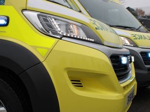 Supporting image for story: Fewer ambulances than predicted turning up at Shropshire's hospitals, bosses say