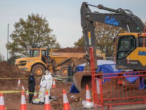Supporting image for story: Police not linking human remains to hunt for missing schoolboys 