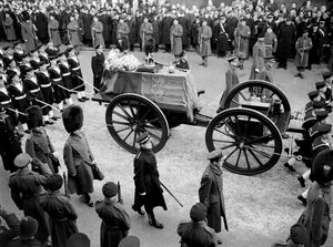 Supporting image for story: Full schedule: What to expect on the day of the Queen's funeral and the historical significance