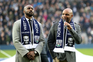 Jason Roberts and John Regis. (Picture: © AMA/Adam Fradgley)