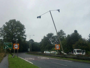 Supporting image for story: Major Halesowen road closed after car hits lamp post
