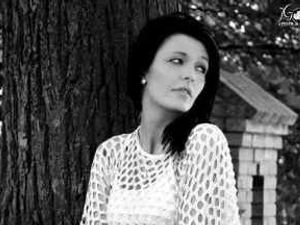 Supporting image for story: Family of mother killed in flat fire thank community for support