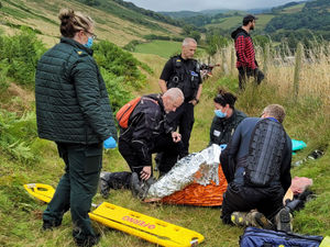Supporting image for story: Rider rescued by mountain rescue volunteers