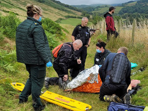 Supporting image for story: Rider rescued by mountain rescue volunteers