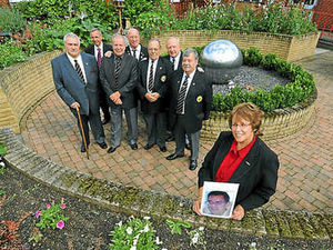 Supporting image for story: Comrades' tribute to Buddy