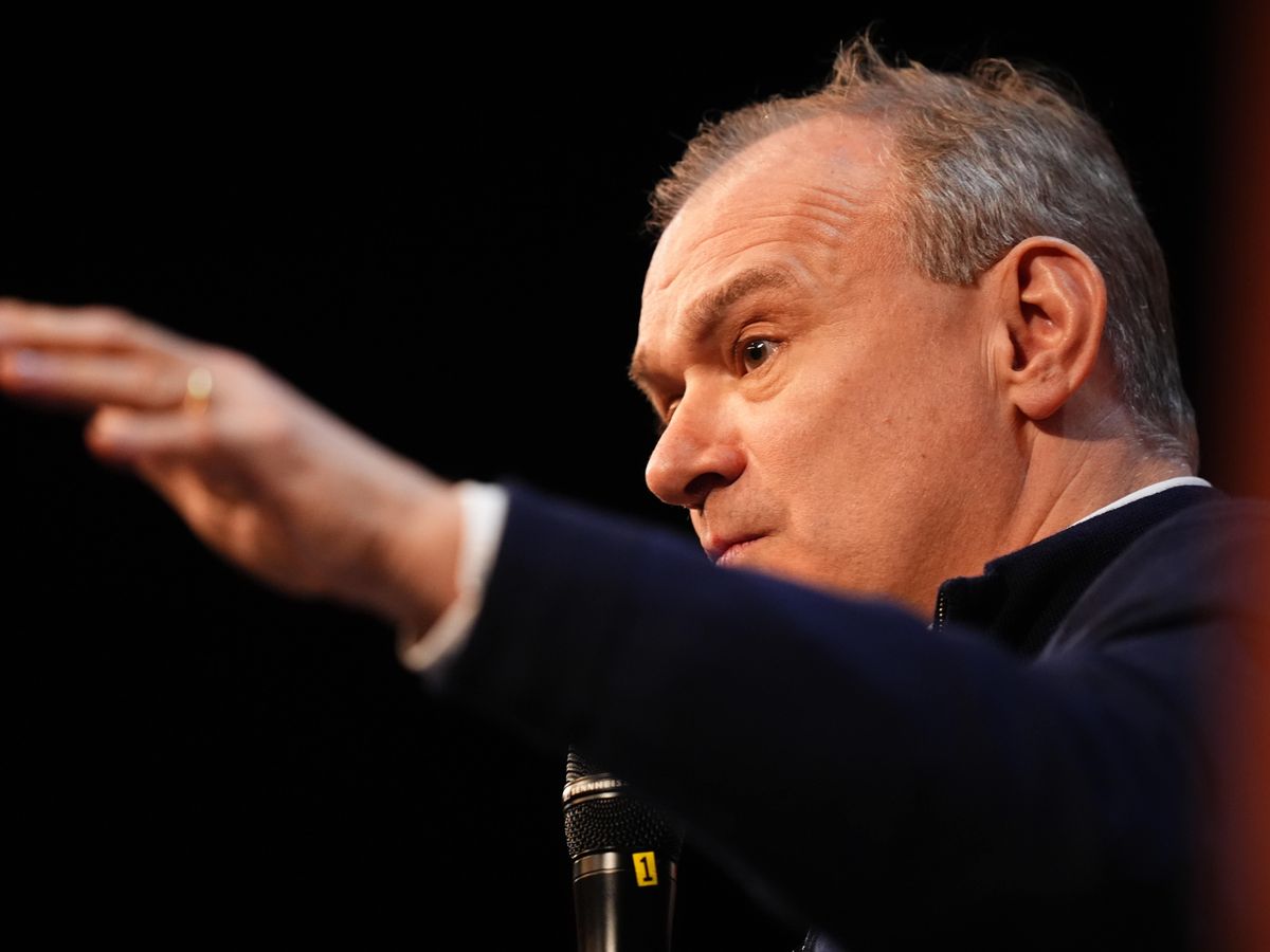 Keir Starmer must decouple nuclear deterrent from US, says Ed Davey