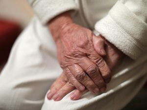 Supporting image for story: Covid-19 vaccine priority list set out