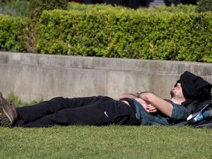 Supporting image for story: Temperatures soar to 22C as UK enjoys hottest day of 2017