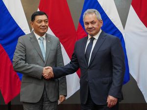Supporting image for story: Russia and Indonesia hold talks to strengthen ties on defence and security