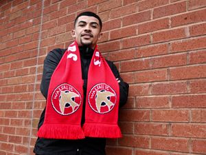 Supporting image for story: Walsall secure Josh Gordon return on loan from Burton