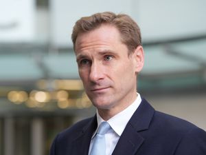 Supporting image for story: Tories deny they have thrown out plans to toughen up indefinite leave to remain