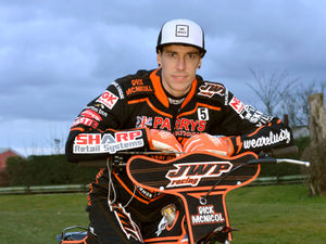 Supporting image for story: Wolverhampton Wolves to start as they finished