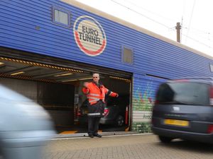 Supporting image for story: No-deal Brexit would cause major disruption, EU commissioner warns