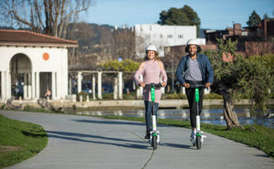 Electric scooters could replace short car journeys (Image: Kris Krug)