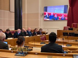 Cllr Steve Clark presenting his spending plans to Dudley Council's cabinet. Picture Martyn Smith/LDRS free for LDRS use 