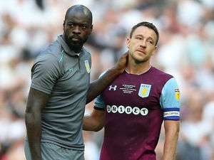 Supporting image for story: Wembley heartbreak for Aston Villa as Fulham promoted 