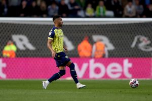 EDITORIAL USE ONLY. No use with unauthorized audio, video, data, fixture lists, club/league logos or 'live' services. Online in-match use limited to 120 images, no video emulation. No use in betting, games or single club/league/player publications