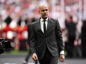 Supporting image for story: Pep Guardiola happy at Manchester City amid England speculation