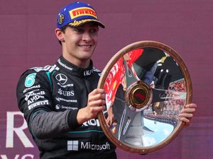 Supporting image for story: George Russell emerges from early chaos to win Australian Grand Prix
