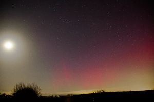 The aurora near Shrewsbury, photographed by Christopher Jones