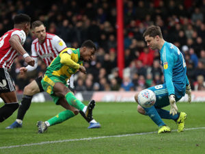 Supporting image for story: Brentford 0 West Brom 1 - Report and pictures