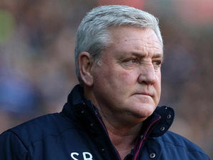 Supporting image for story: Aston Villa boss Steve Bruce wants to give Jack Grealish's yellow card a second look