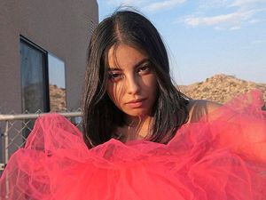 Supporting image for story: Simmie is living the Hollywood dream