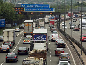 Supporting image for story: Chaos follows smash on M6