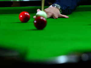 Supporting image for story: Cons and Cue are all set for a final week title tussle