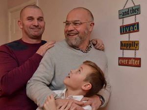 Supporting image for story: Man's bid to save friend with kidney donation suffers setback