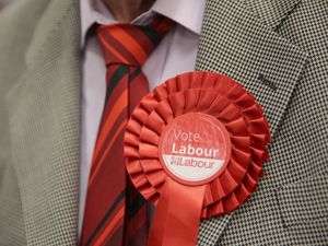 Supporting image for story: Labour councillors quit with broadside at Starmer