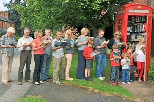 Supporting image for story: Is Belbroughton phone box the world's smallest library?